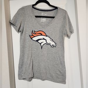 Nike V-Neck Broncos Tee